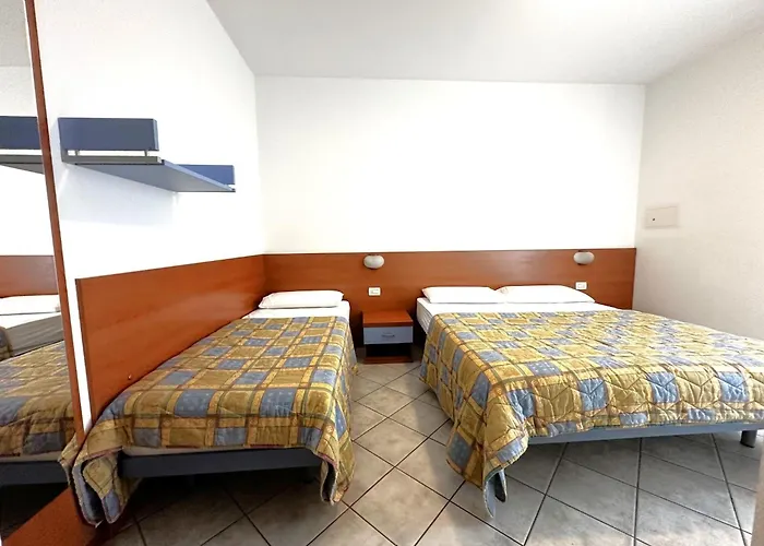 Flat With Terrace In 50m From The Sea