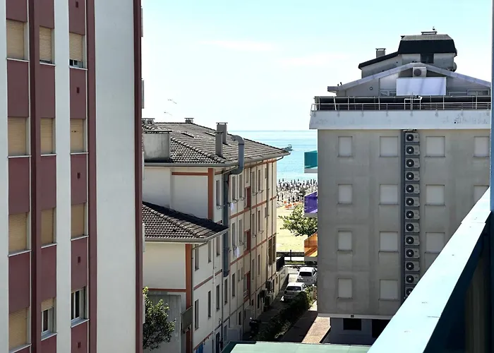 Flat With Terrace In 50m From The Sea Appartement Bibione